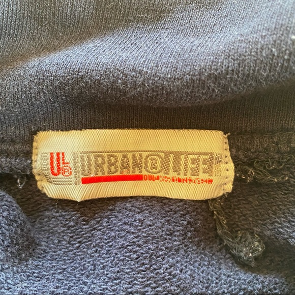 👚3 for $23 - Nice Sweater/Vest - Picture 4 of 5